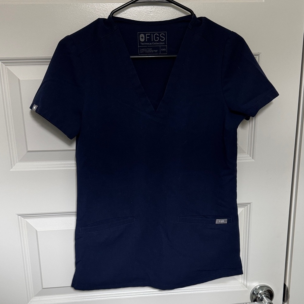 Figs Women's Navy Blue Short Sleeve Top